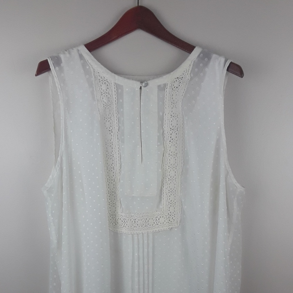 Daniel Rainn Lace Tank Top